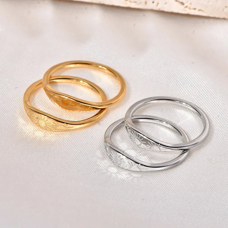 Sunlight Curve Ring
