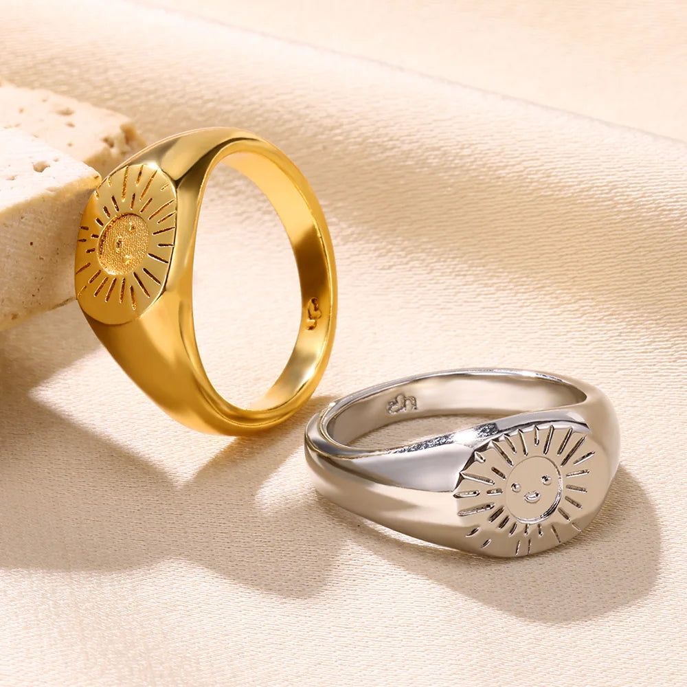 Solara Smile Ring